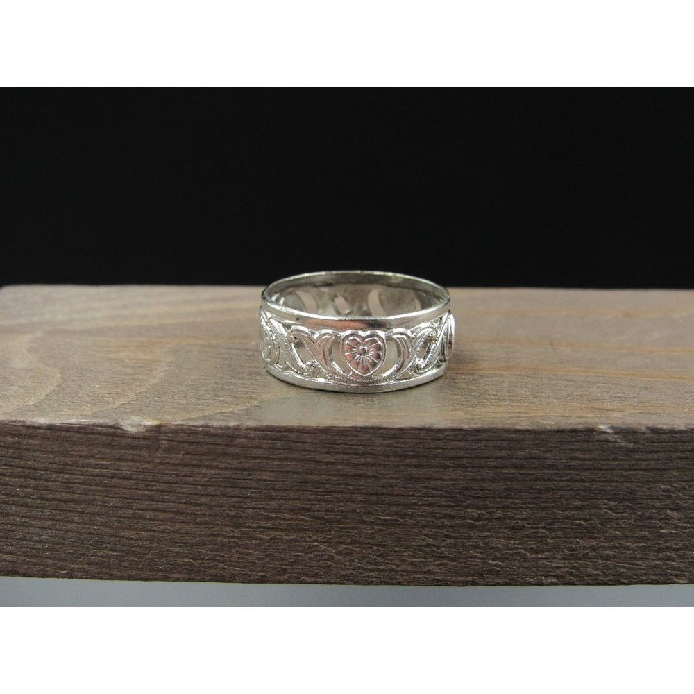 Size 8 Sterling Silver Fancy Flower Heart Band Ring Vintage Statement Engagement